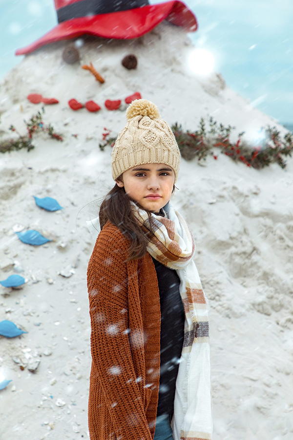 girl with snowman